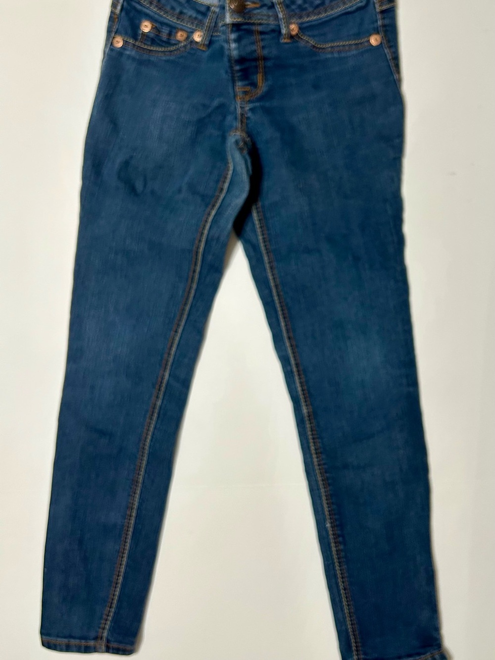Vintage Y2K Women's Slim Fit Skinny Jeans in Dark Blue